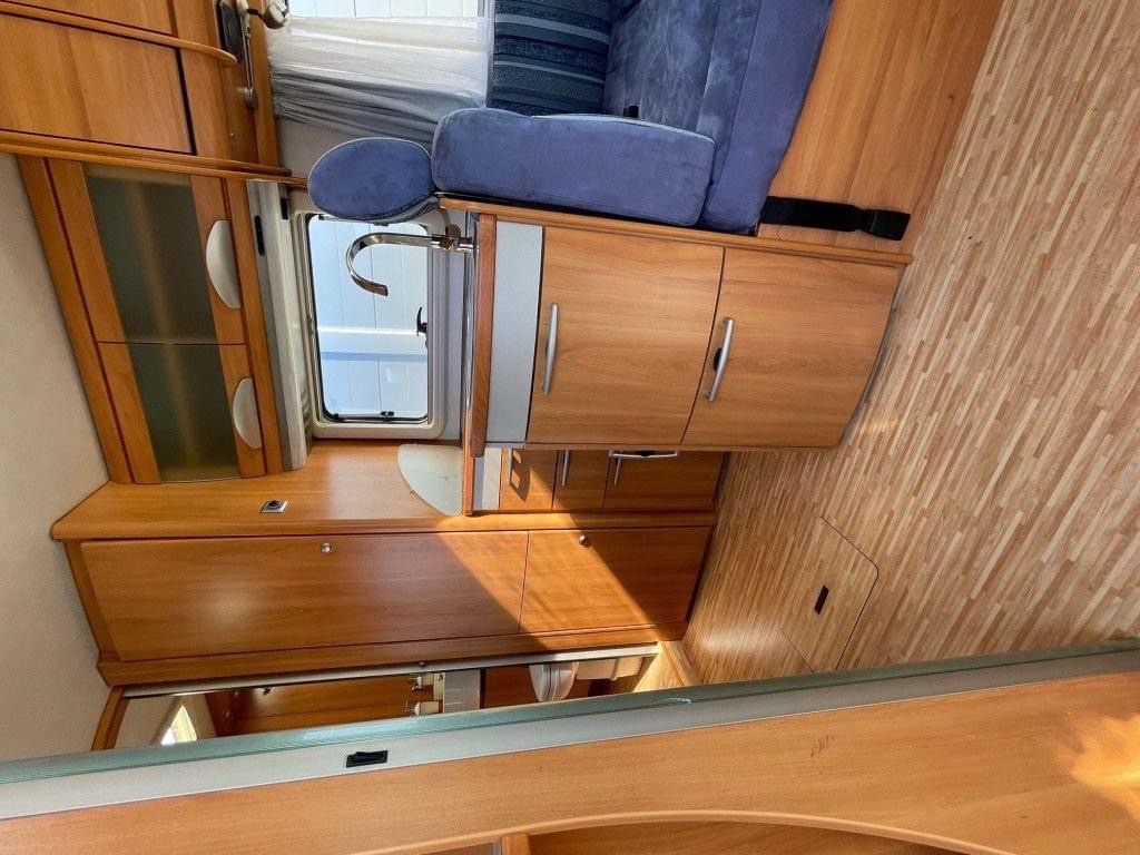 Hymer B 654 SL (camping-car) – Image 11