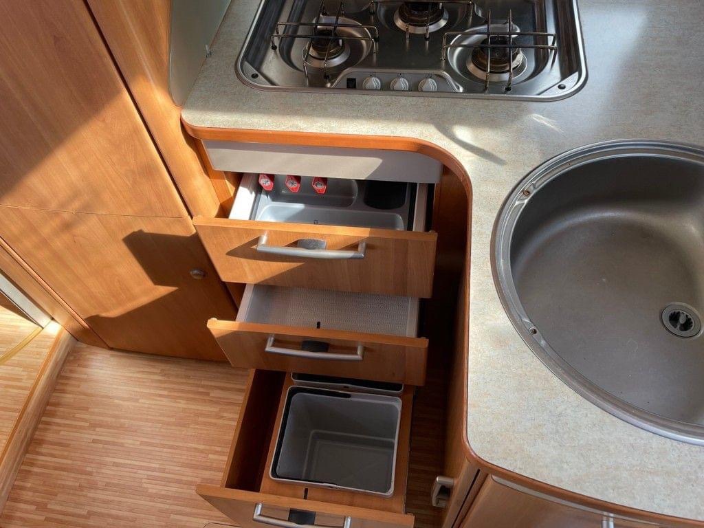 Hymer B 654 SL (camping-car) – Image 19