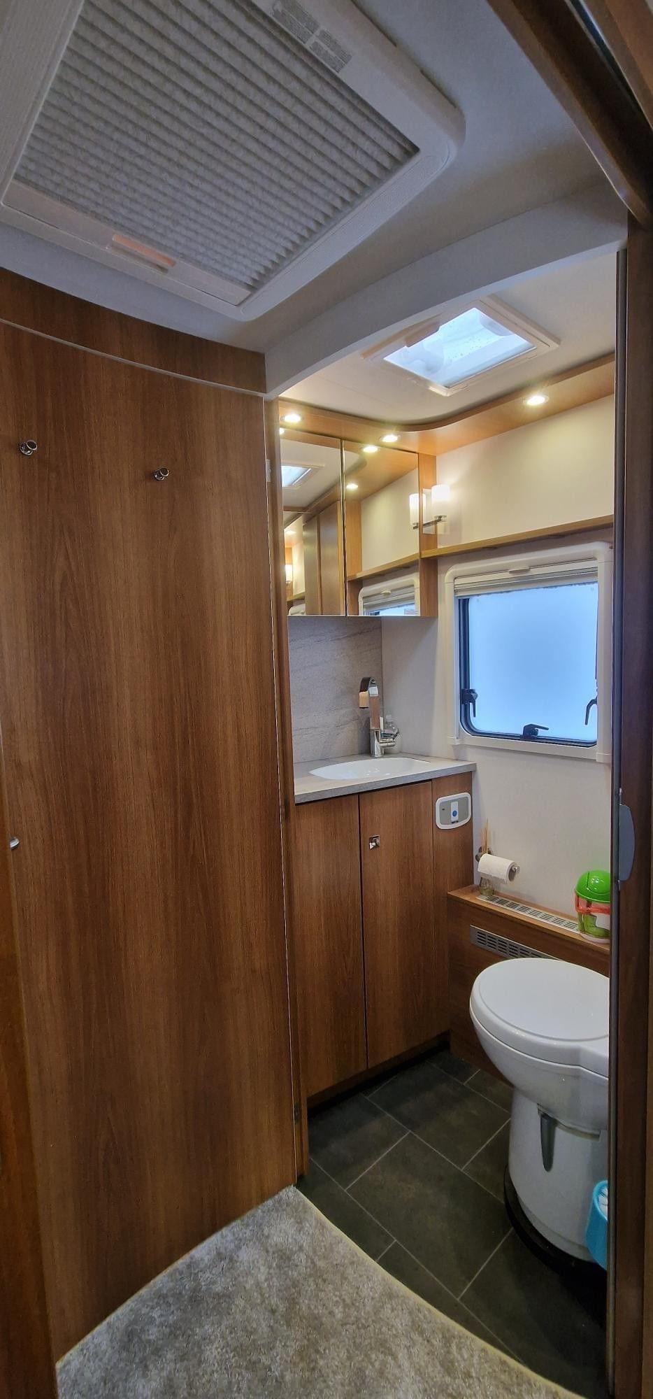 Camping-car Dethleffs XL-I 7850 – Image 23