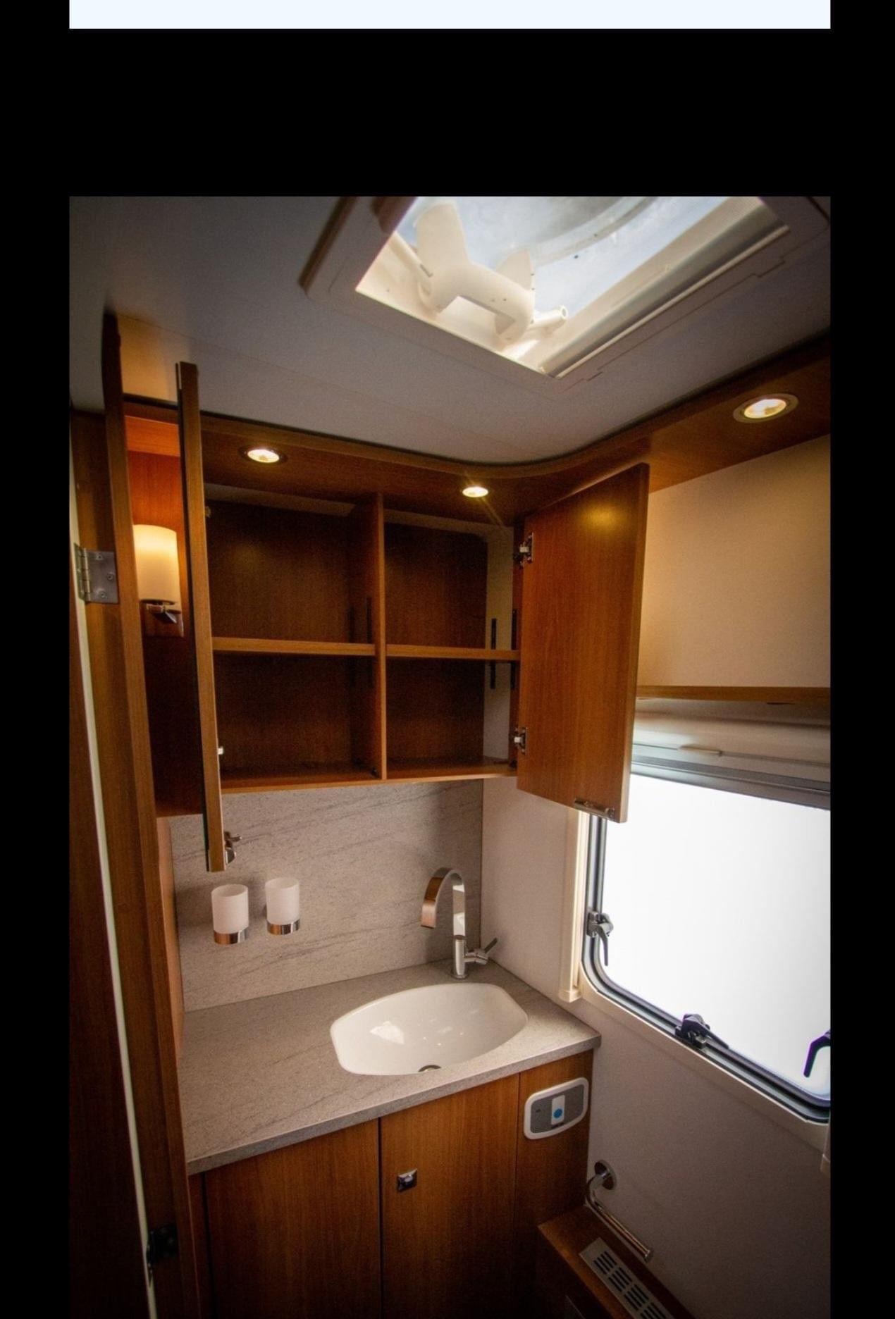 Camping-car Dethleffs XL-I 7850 – Image 45