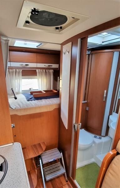 Camping-car HYMER B 504 – Image 13