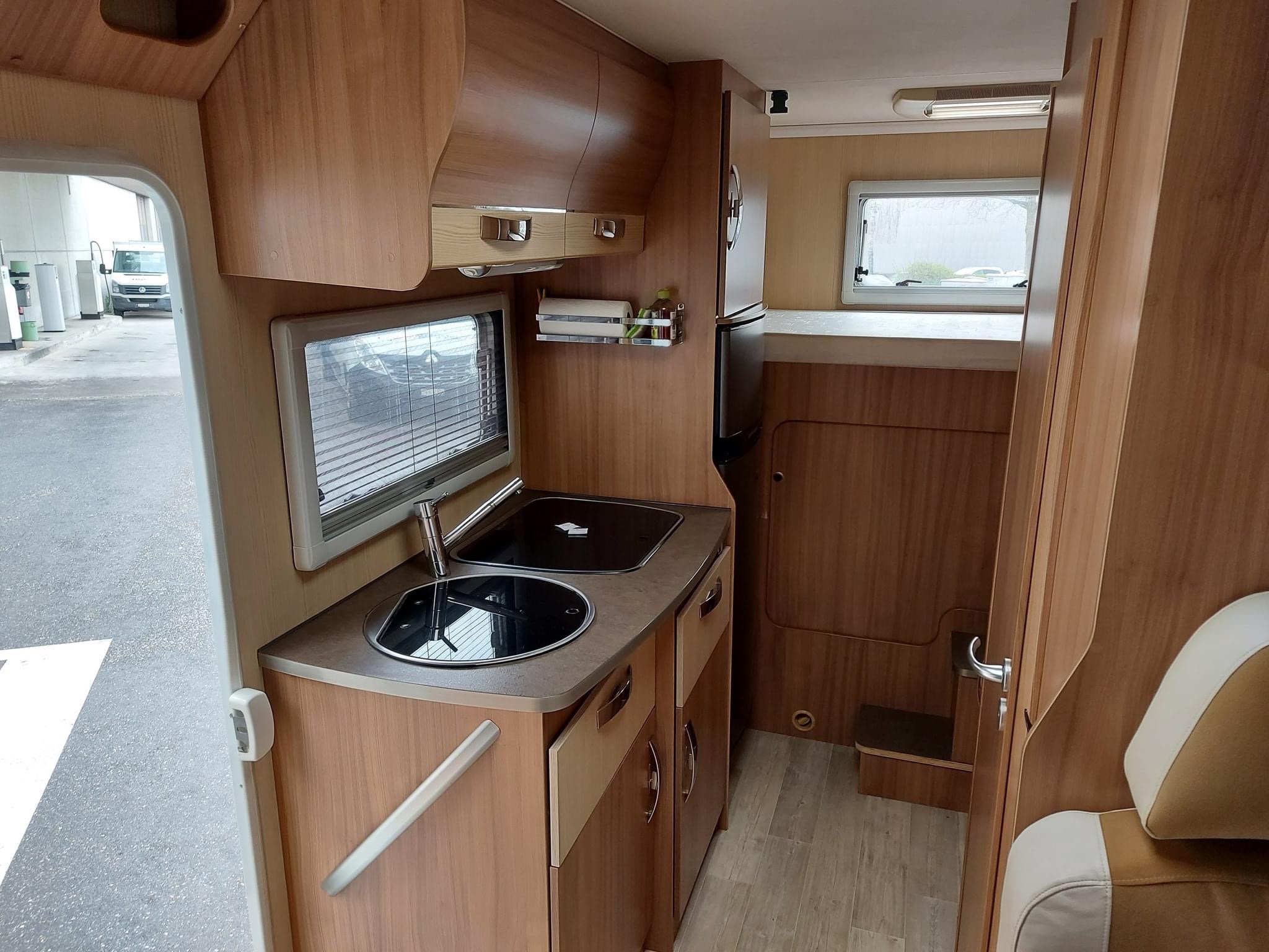 Camping-car FIAT Ducato Pilote A710 Aventura 130 Multijet – Image 7