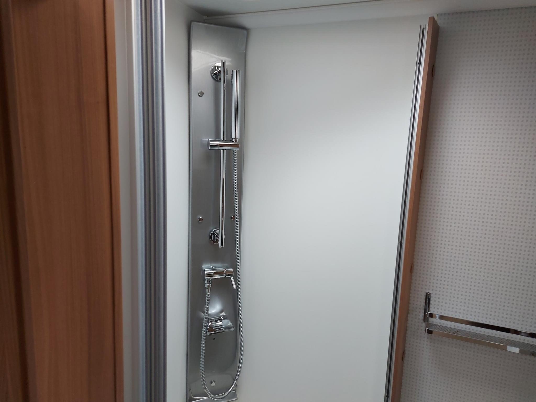 Camping-car FIAT Ducato Pilote A710 Aventura 130 Multijet – Image 9