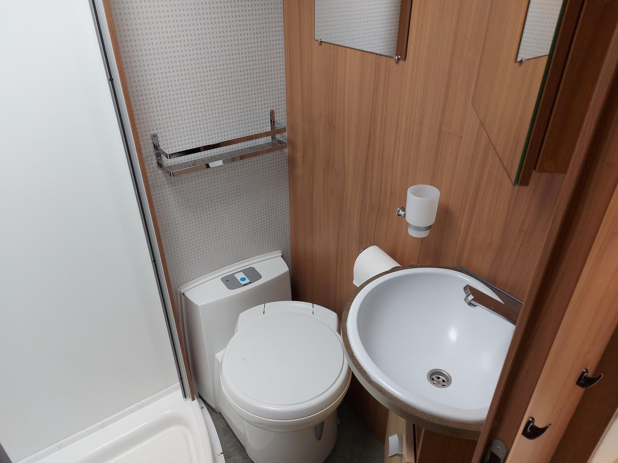 Camping-car FIAT Ducato Pilote A710 Aventura 130 Multijet – Image 10