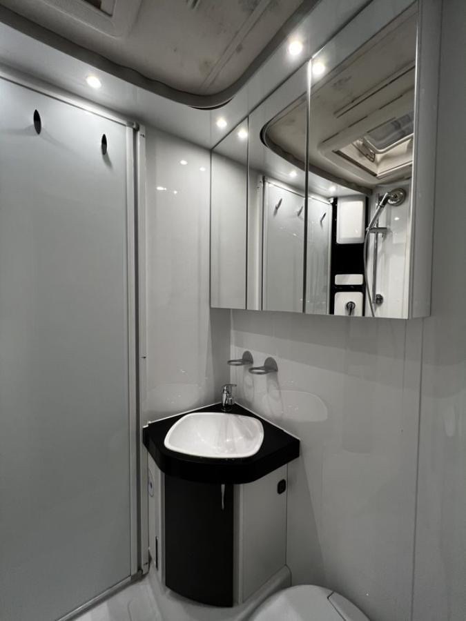 Camping-car HOBBY SIESTA A 70 GM 2018 – Image 24