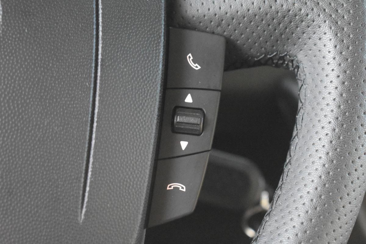 Camping-car FRANKIA L 840 GD 5.5T F-LINE LUXE AUVENT AUTOMATIQUE FOUR DOMETIC – Image 16