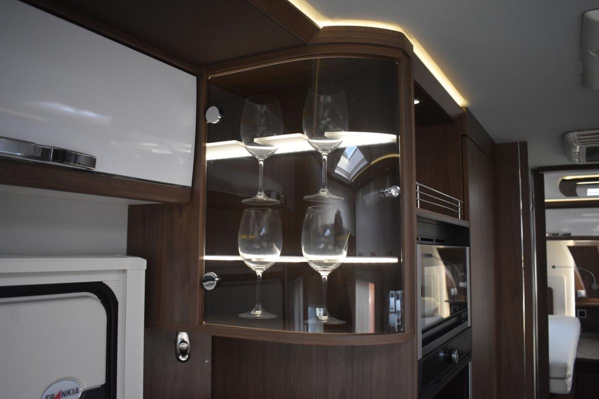 Camping-car FRANKIA L 840 GD 5.5T F-LINE LUXE AUVENT AUTOMATIQUE FOUR DOMETIC – Image 27