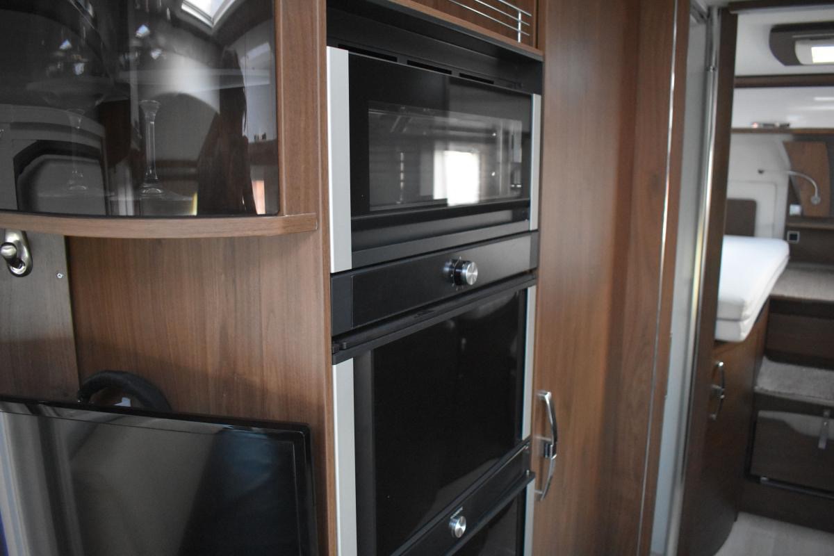 Camping-car FRANKIA L 840 GD 5.5T F-LINE LUXE AUVENT AUTOMATIQUE FOUR DOMETIC – Image 31