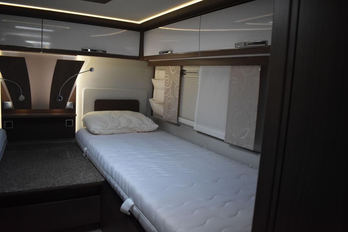 Camping-car FRANKIA L 840 GD 5.5T F-LINE LUXE AUVENT AUTOMATIQUE FOUR DOMETIC – Image 54