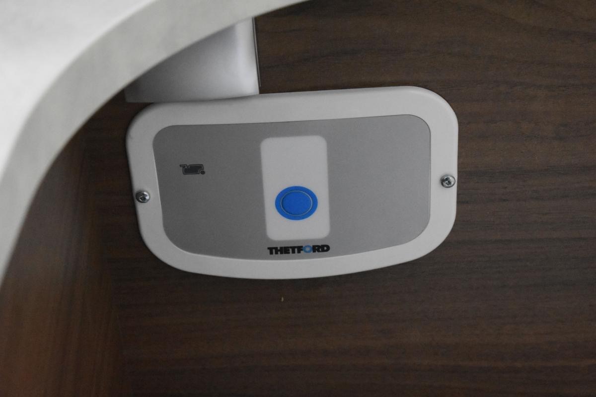 Camping-car FRANKIA L 840 GD 5.5T F-LINE LUXE AUVENT AUTOMATIQUE FOUR DOMETIC – Image 69