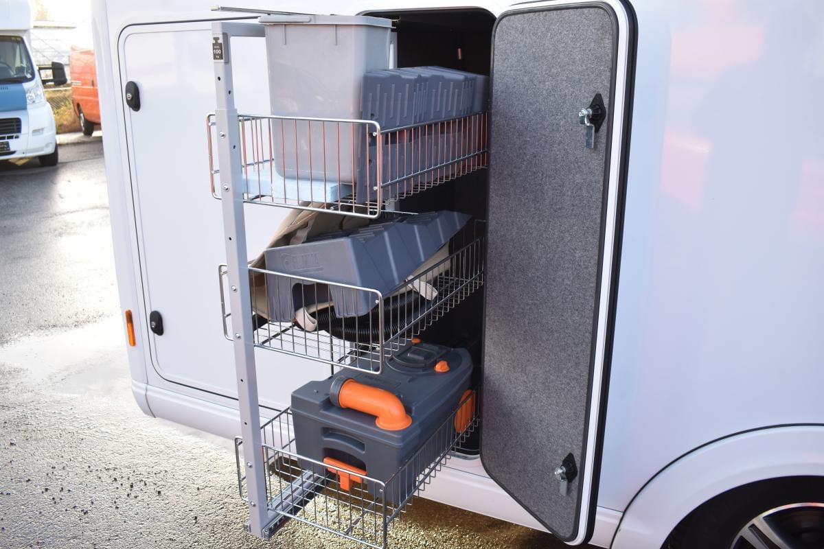 Camping-car FRANKIA L 840 GD 5.5T F-LINE LUXE AUVENT AUTOMATIQUE FOUR DOMETIC – Image 80