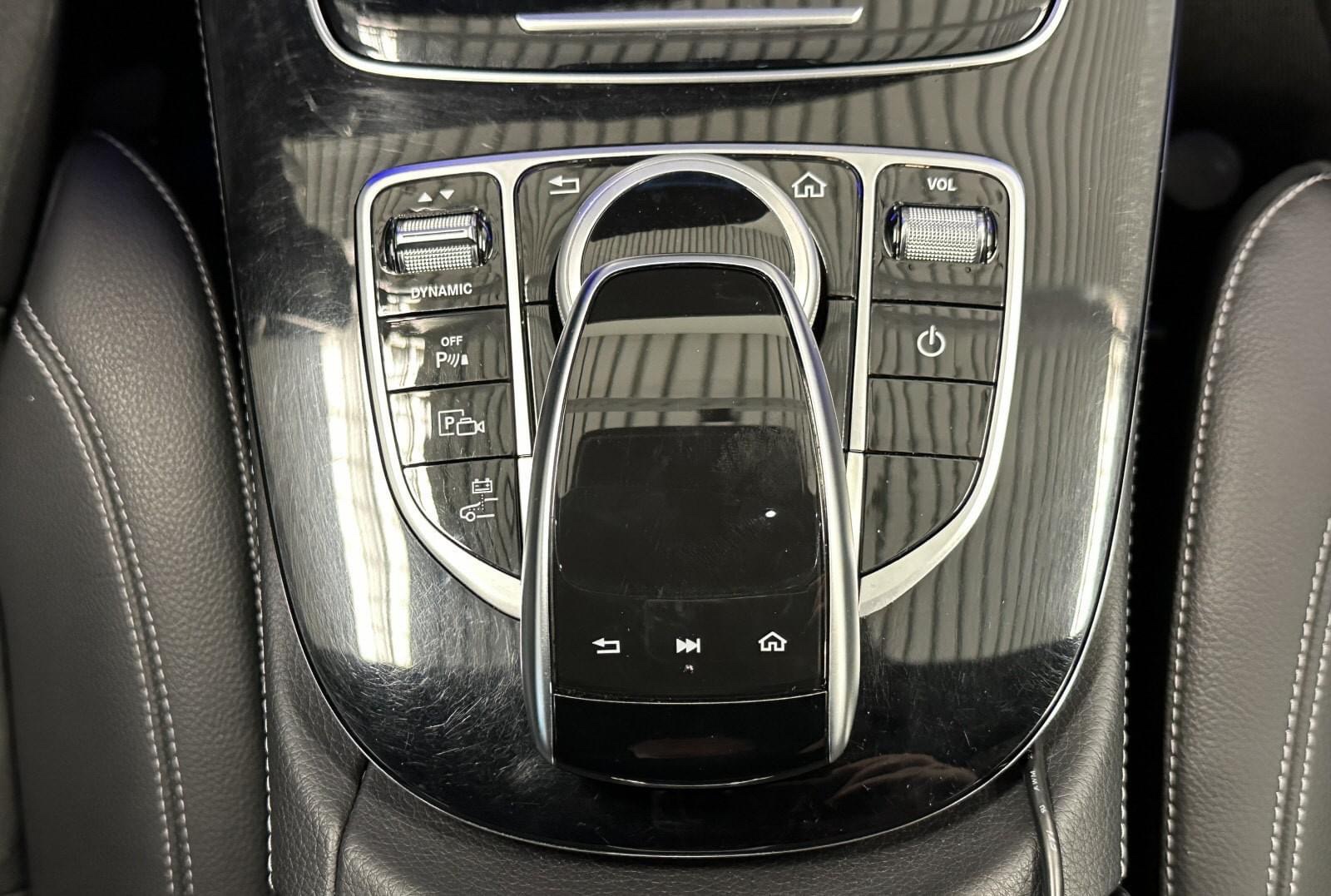 Mercedes-Benz Classe E350 – Image 24