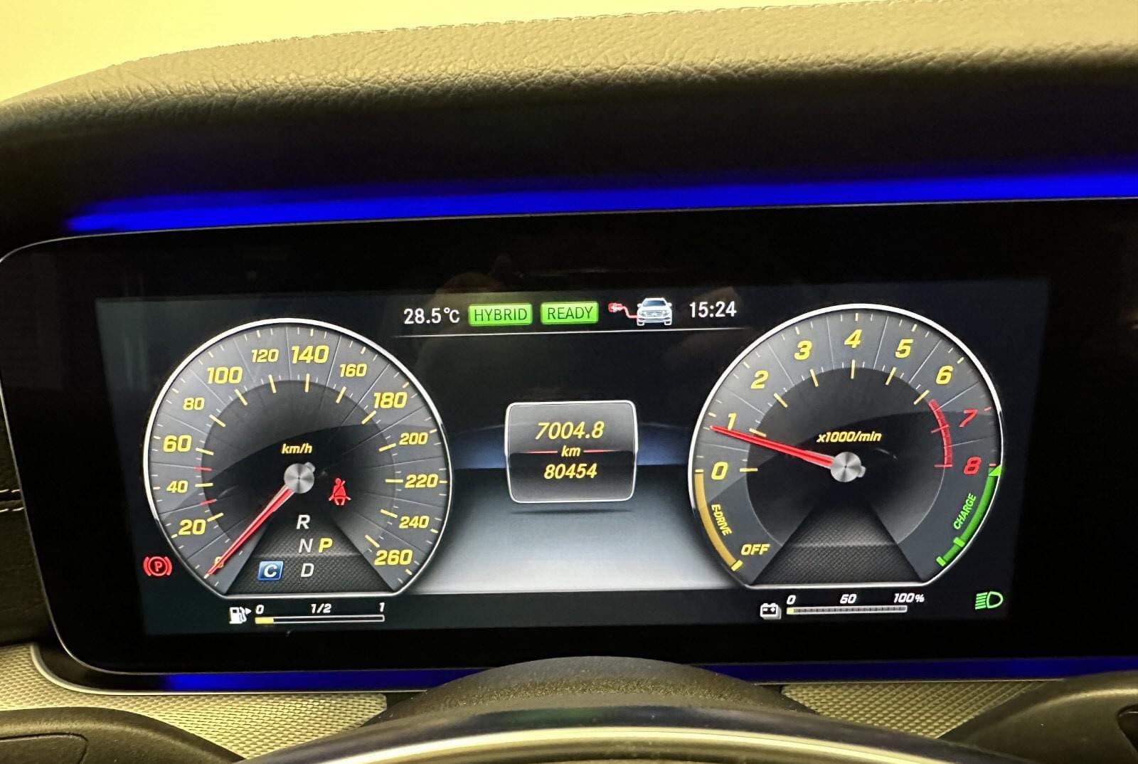 Mercedes-Benz Classe E350 – Image 28