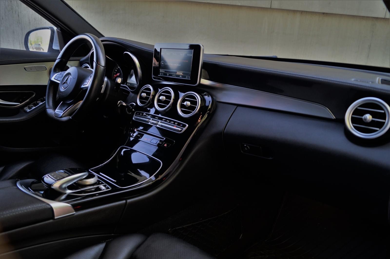 Mercedes-Benz Classe C 180 AMG – Image 19