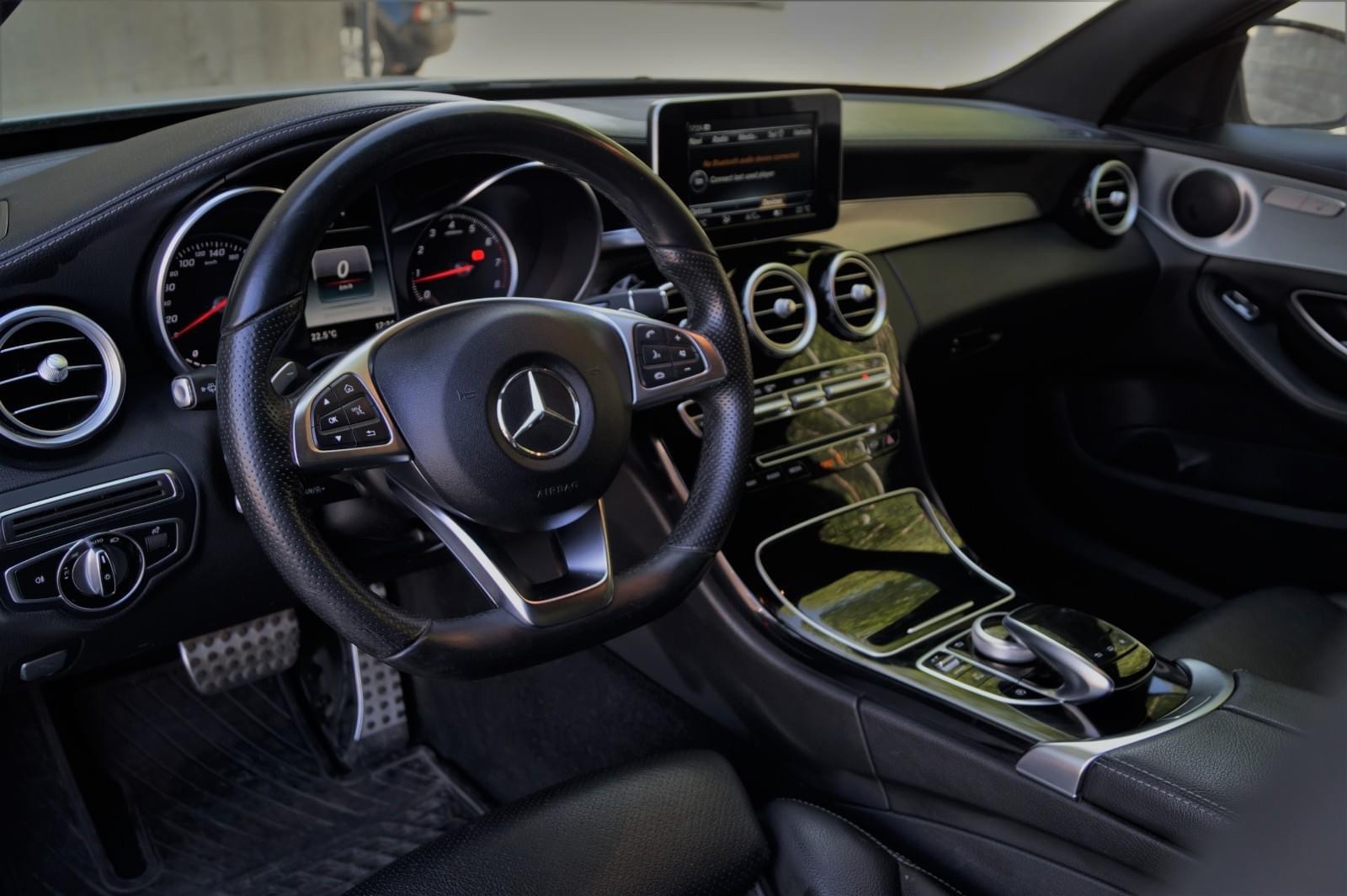 Mercedes-Benz Classe C 180 AMG – Image 13