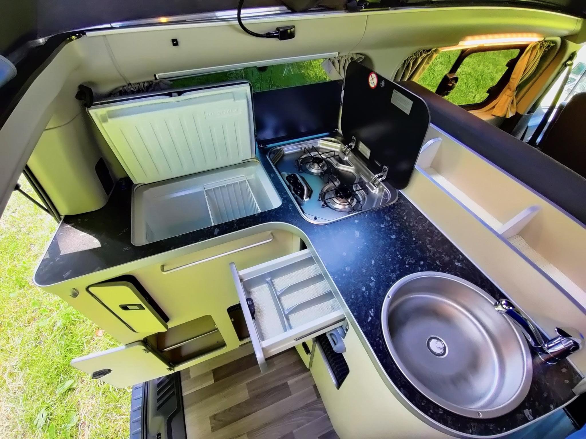 FORD TRANSIT CUSTOM / WESTFALIA NUGGET (Camping-car) – Image 21