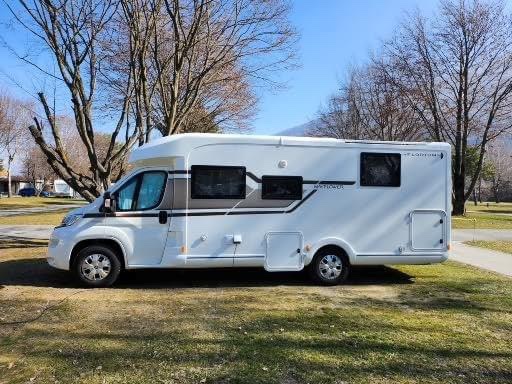 Camping-car FLEURETTE Florium Mayflower 74 LMF (Semi-intégré) – Image 2
