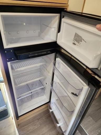 Camping-car FLEURETTE Florium Mayflower 74 LMF (Semi-intégré) – Image 13