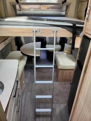 Camping-car FLEURETTE Florium Mayflower 74 LMF (Semi-intégré) – Image 15