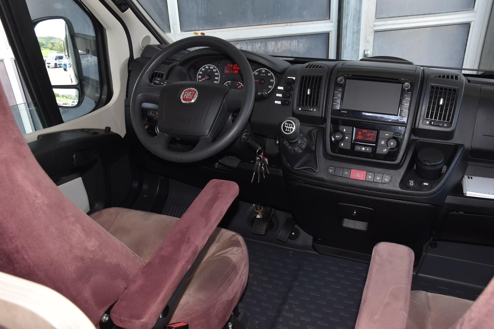 Camping-car DETHLEFFS GLOBE S 2,3 DIESEL FIAT DUCATO MULTIJET 150 (Semi-intégré) – Image 5