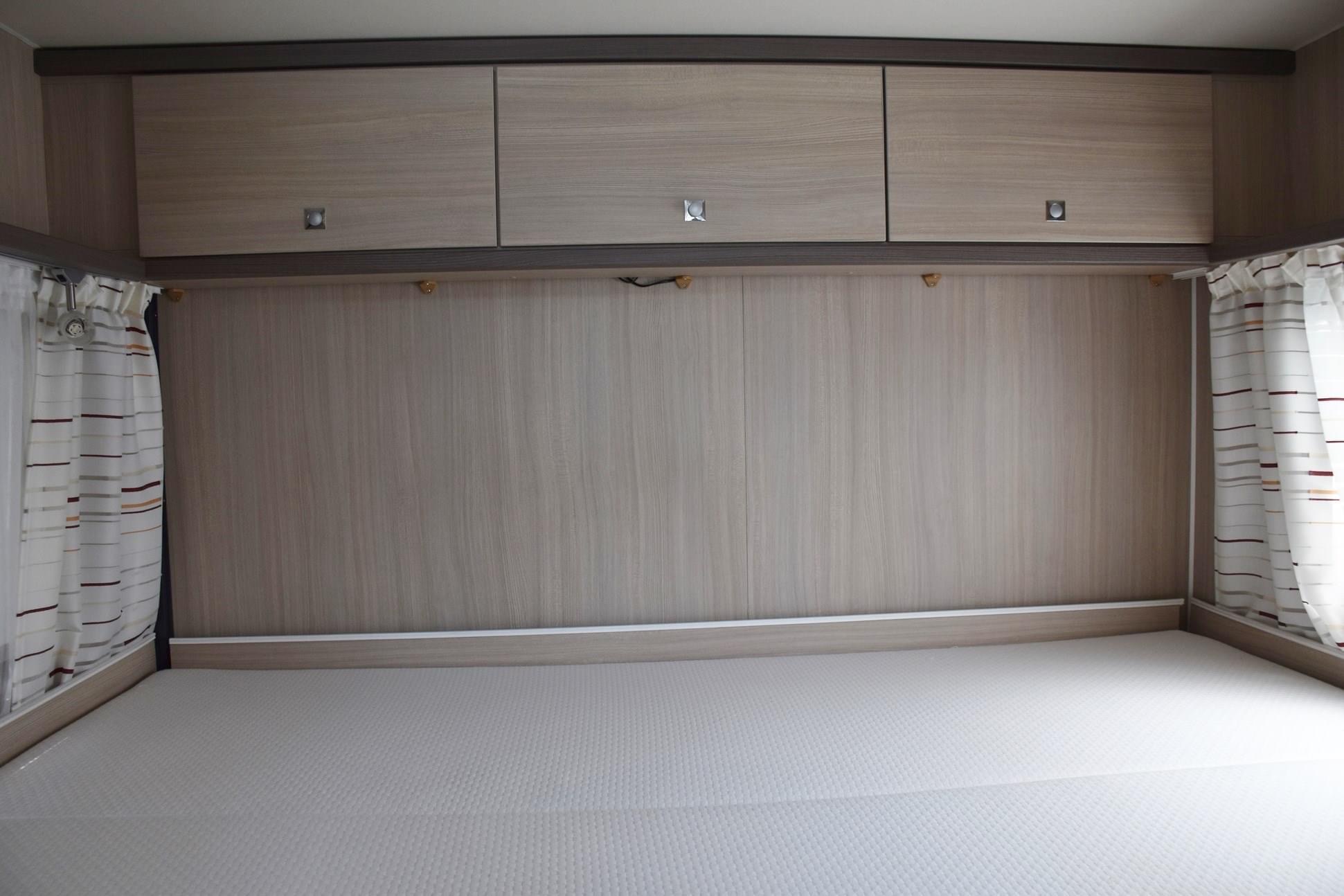 Camping-car DETHLEFFS GLOBE S 2,3 DIESEL FIAT DUCATO MULTIJET 150 (Semi-intégré) – Image 18