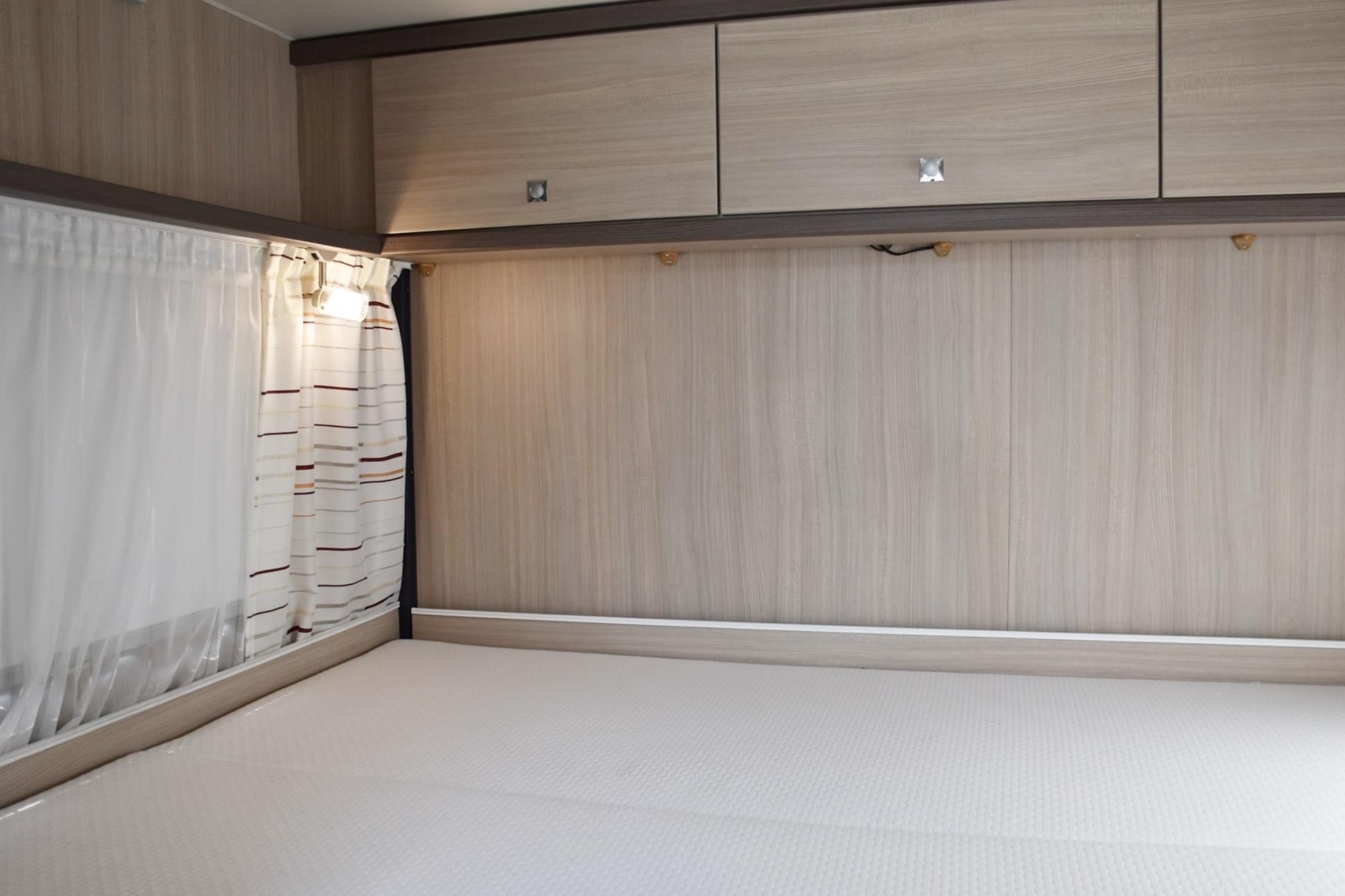 Camping-car DETHLEFFS GLOBE S 2,3 DIESEL FIAT DUCATO MULTIJET 150 (Semi-intégré) – Image 19