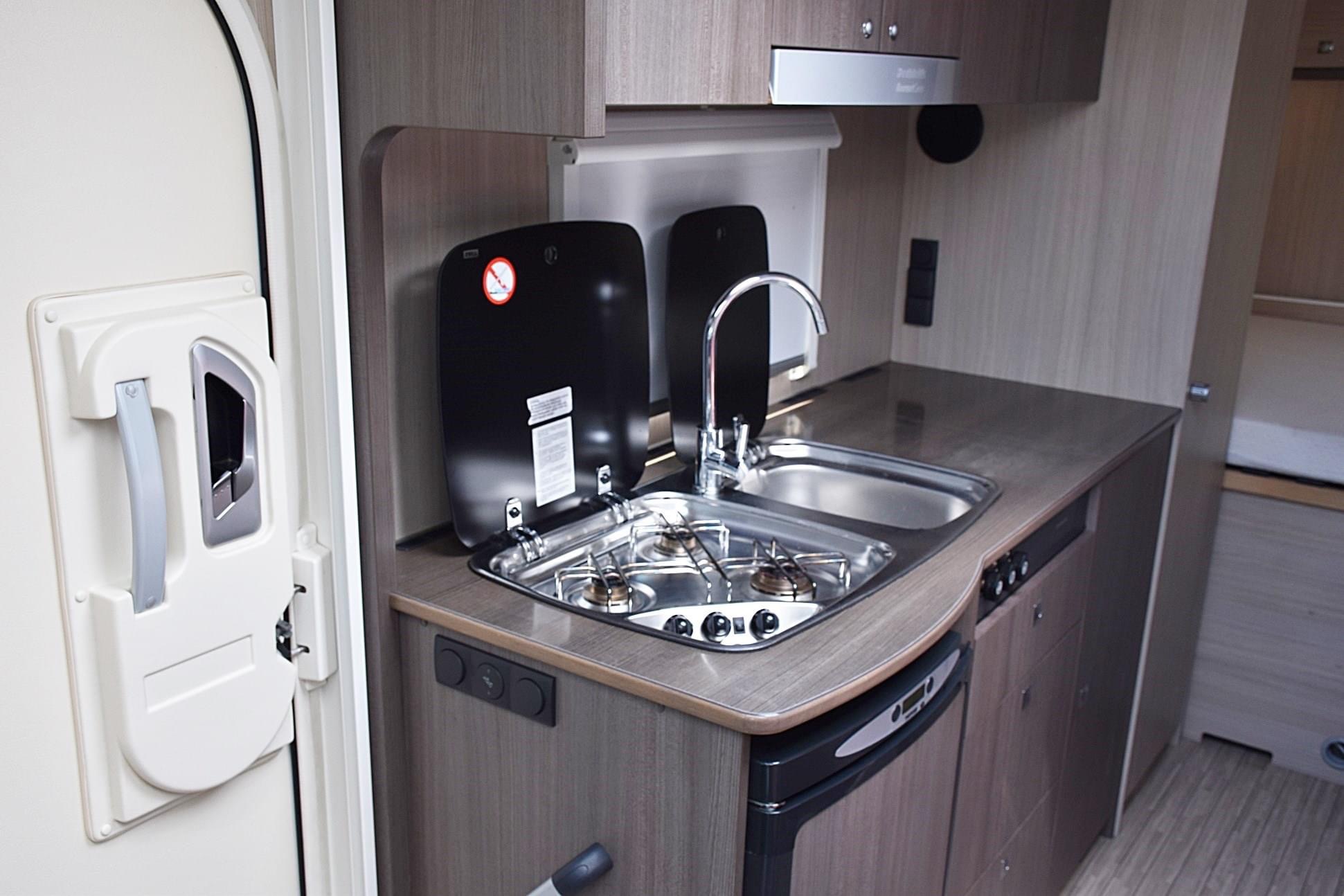 Camping-car DETHLEFFS GLOBE S 2,3 DIESEL FIAT DUCATO MULTIJET 150 (Semi-intégré) – Image 21