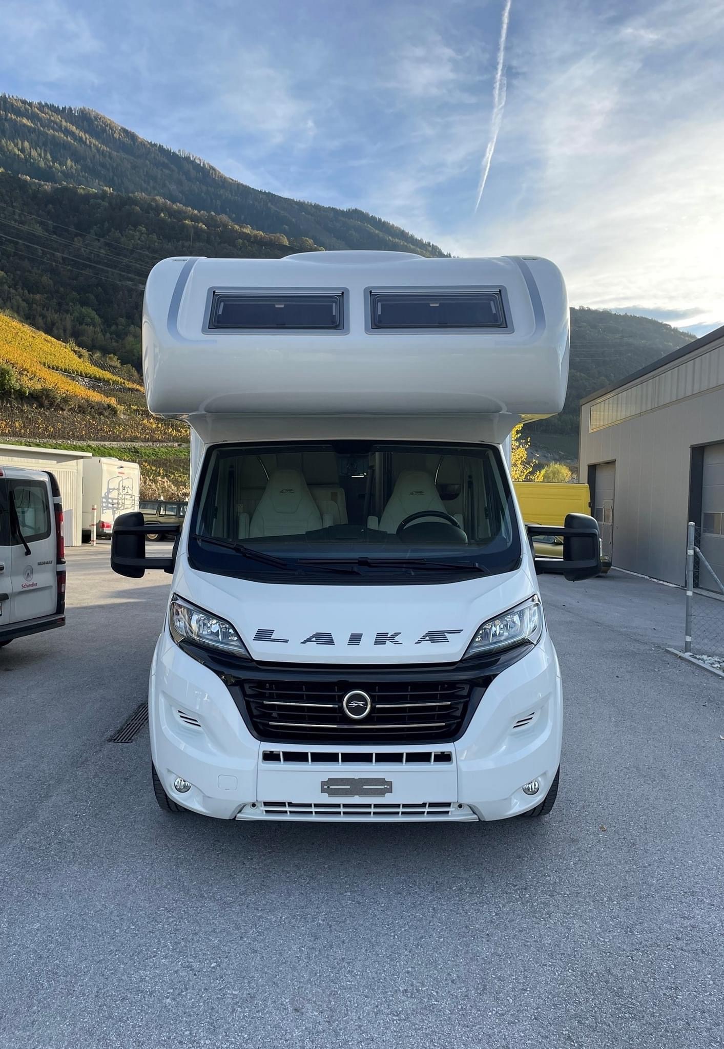 Camping-car LAIKA ECOVIP 2 (alcôve) – Image 19