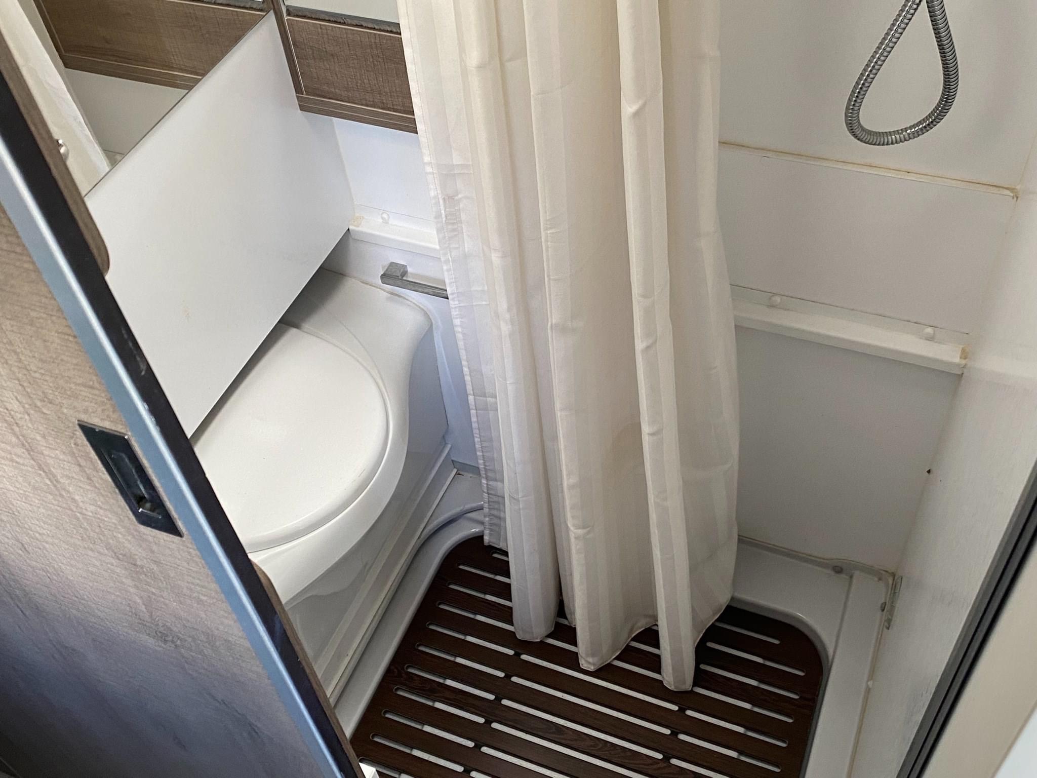 Camping-car PILOTE V 630 J – Image 12