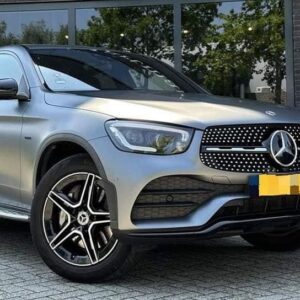 Mercedes-Benz GLC
Coupé 300e 4MATIC AMG