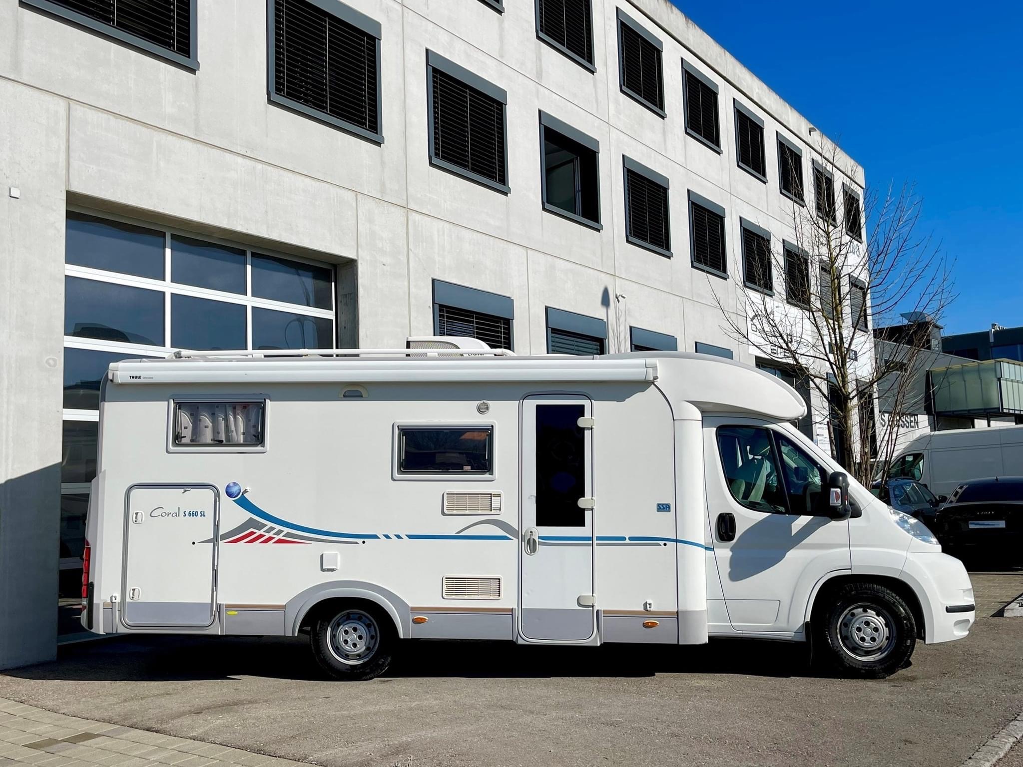 Camping-car FIAT Ducato 2.3JTD ADRIA Coral S680SL (Semi-intégré) – Image 3