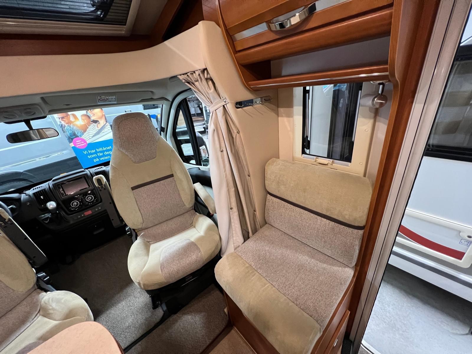 Camping-car Rapido 666F – Image 10