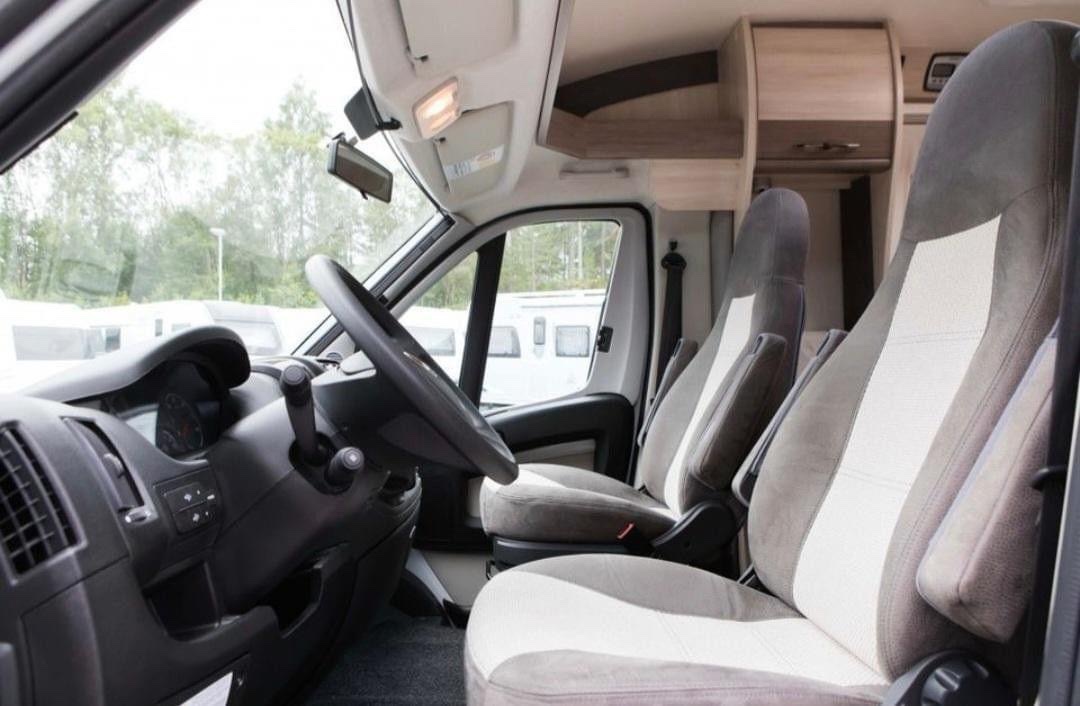 Camping-car Hobby V60 GF Siesta – Image 6