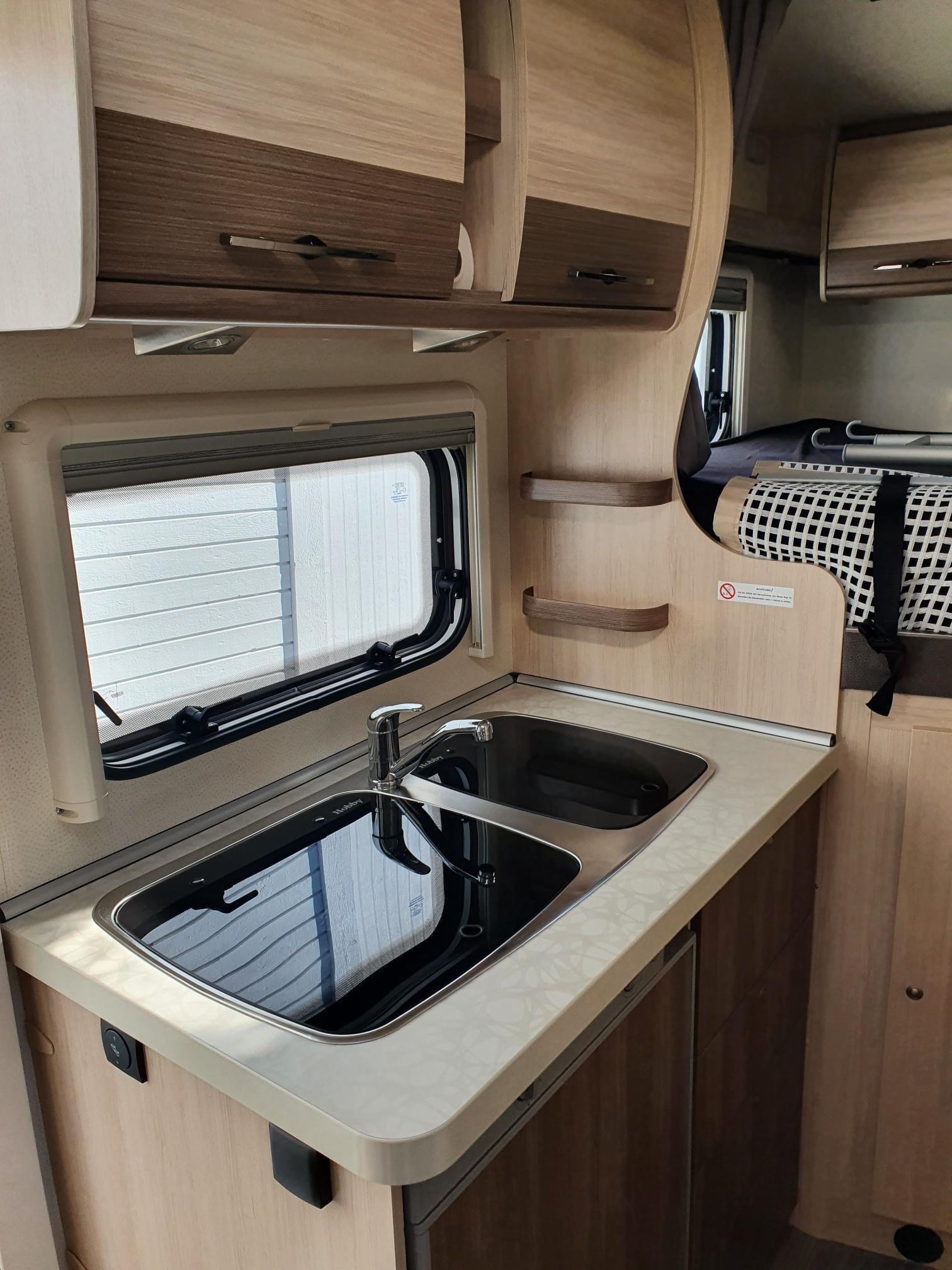Camping-car Hobby V60 GF Siesta – Image 10