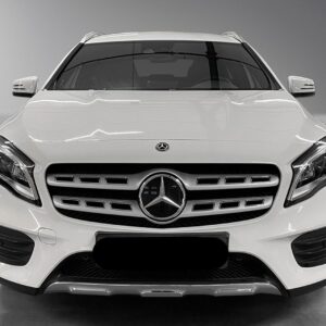 Mercedes-Benz GLA 220