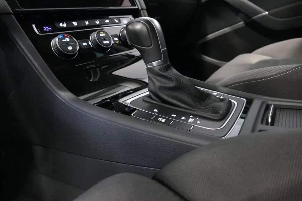 Volkswagen Golf – Image 20