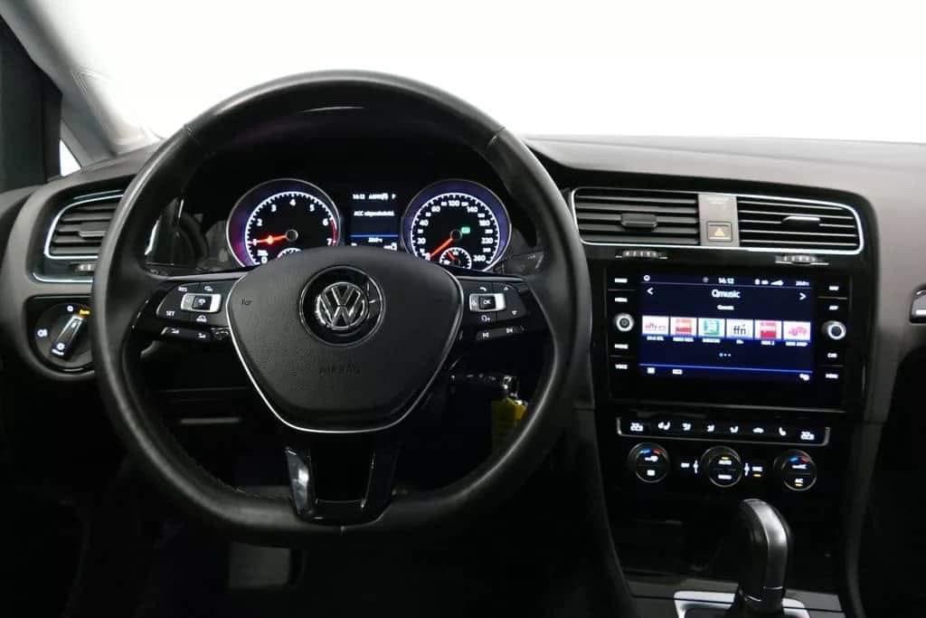 Volkswagen Golf – Image 15