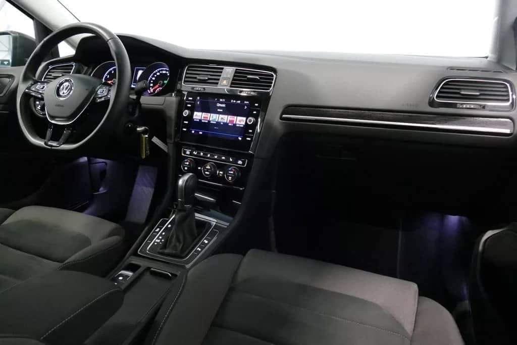 Volkswagen Golf – Image 13