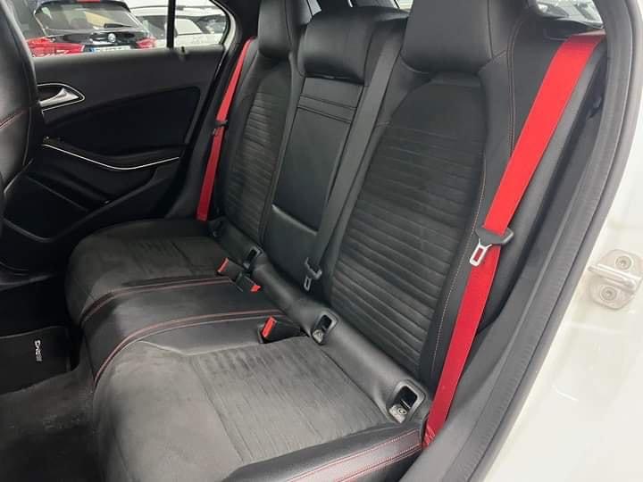 MERCEDES CLASSE A 45 mercedes-amg speedshift – Image 12